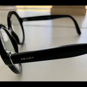 Prada Frames